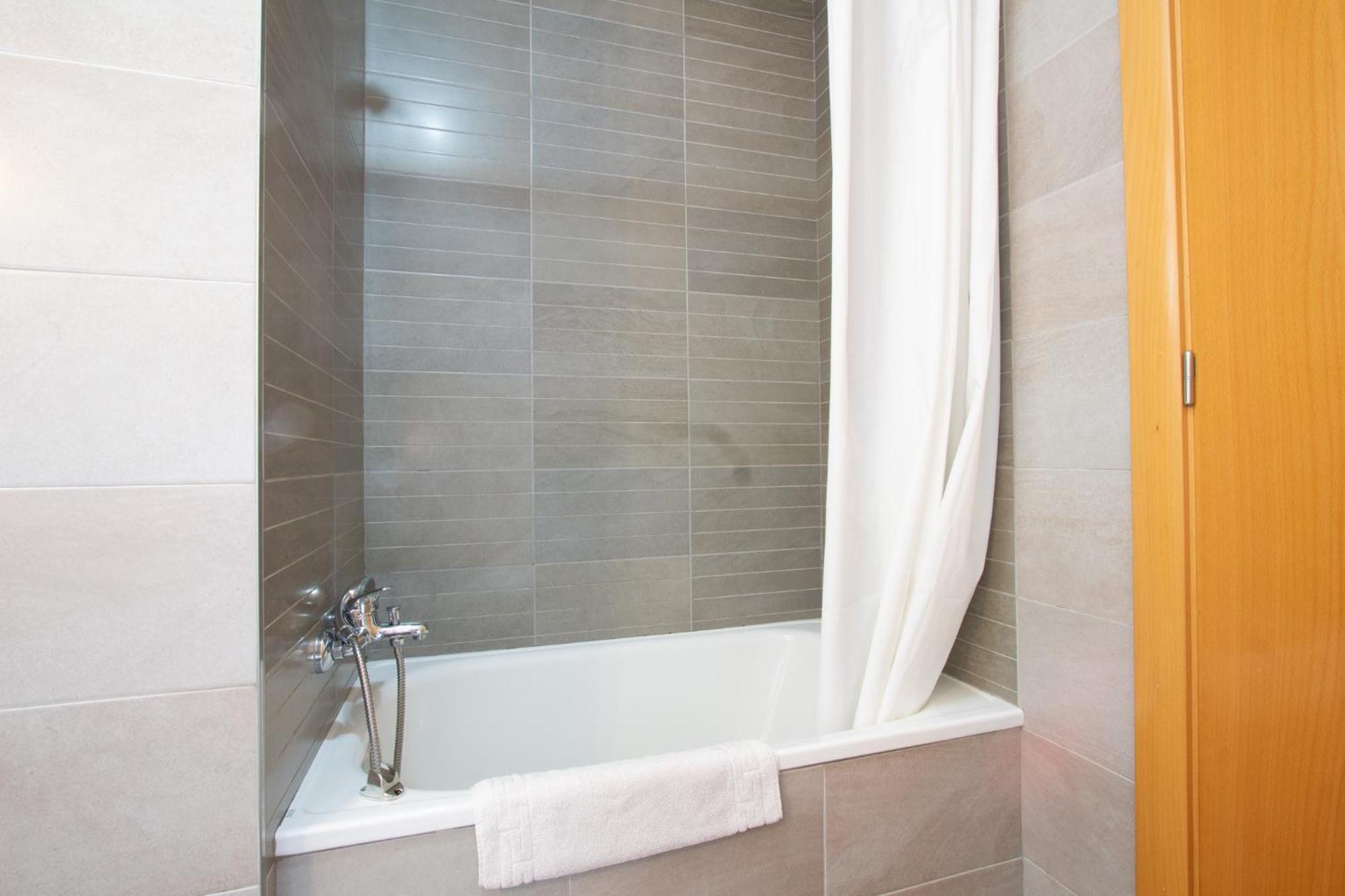 Apartamento Cerca Del Mar Y Aeropuerto Аликанте Екстериор снимка