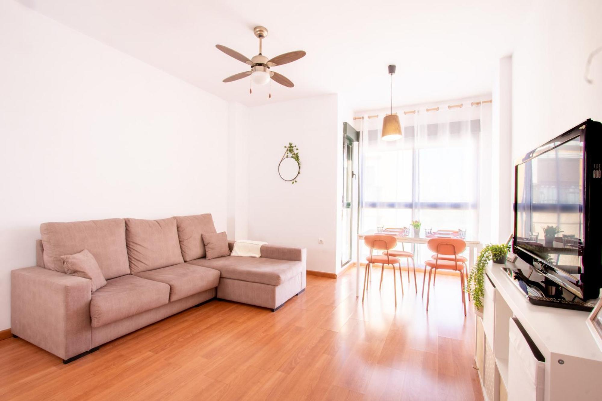 Apartamento Cerca Del Mar Y Aeropuerto Аликанте Екстериор снимка